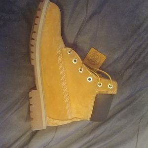 Tim boots